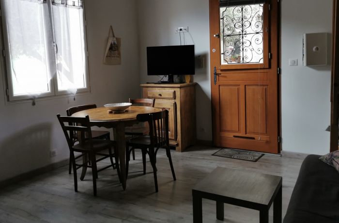 rental of the gites under the olive tree gite Le mazet under the olive tree mezzanine bedroom