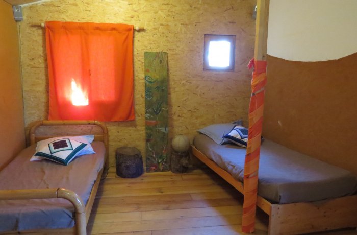 chambre dortoir l'accueil naturel lits simples