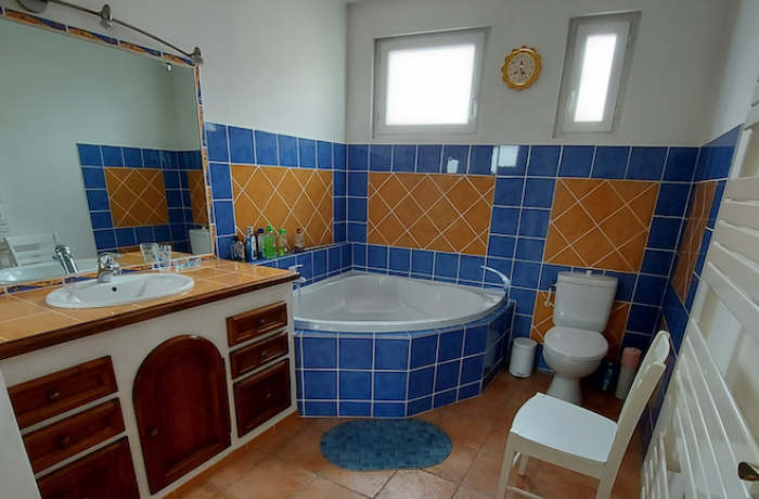 salle de bain chambre douce provence couleurs du sud