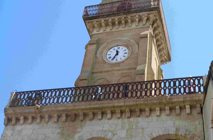 tour de l'horloge vauvert