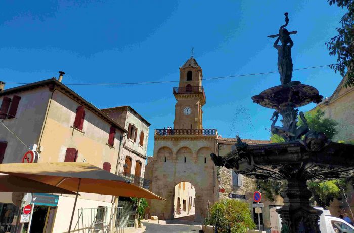 tour de l'horloge vauvert